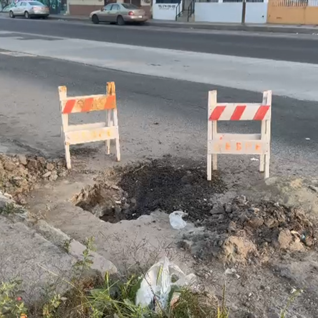 Vecinos Reportan Obra Inconclusa y Zona de Riesgo en Calle Segunda de Ensenada